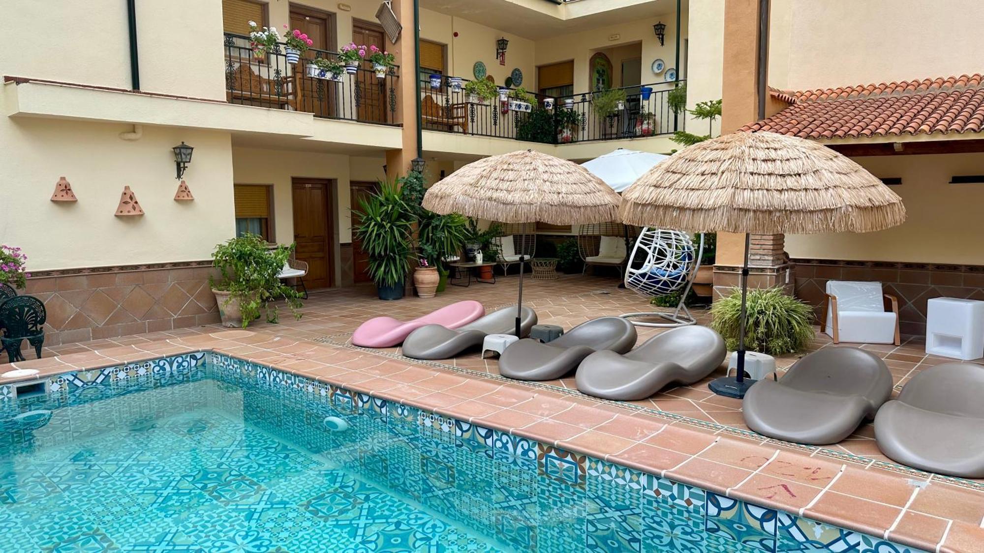 Hotel El Curro Burunchel Exterior photo