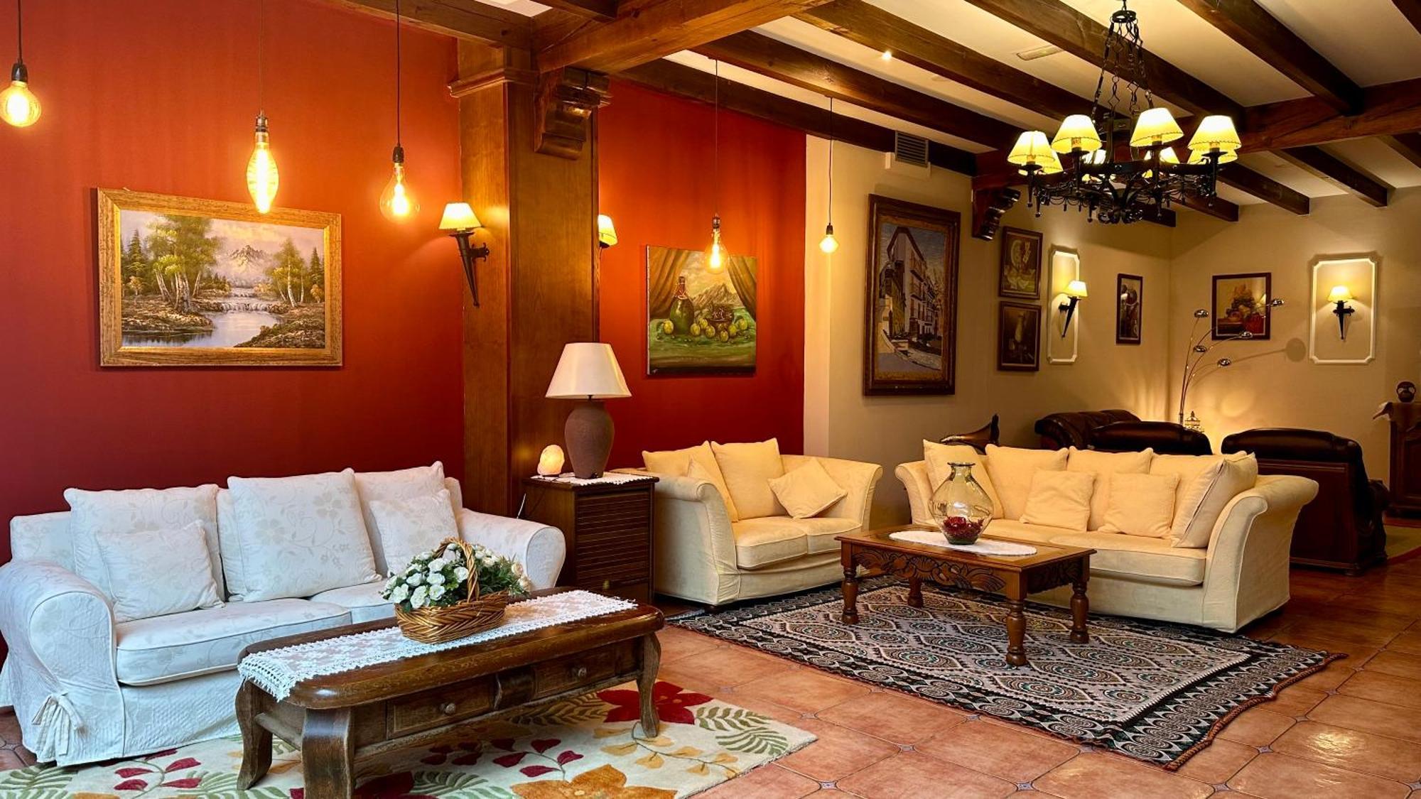 Hotel El Curro Burunchel Exterior photo