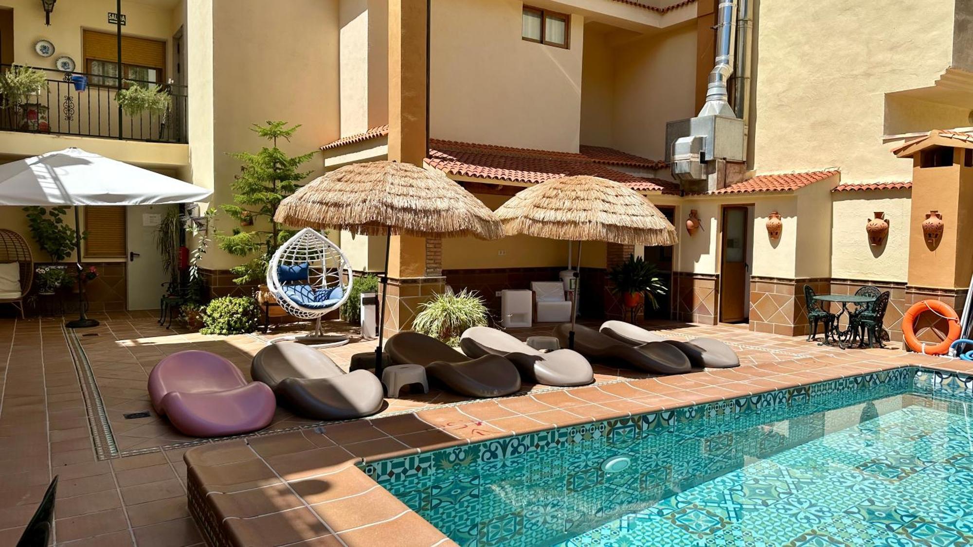 Hotel El Curro Burunchel Exterior photo